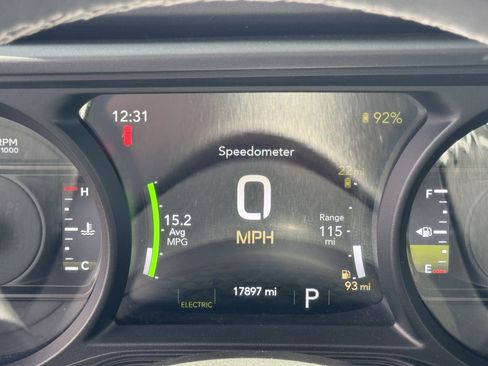 Used 2025 Jeep Wrangler Sahara w/ Safety Group image 22