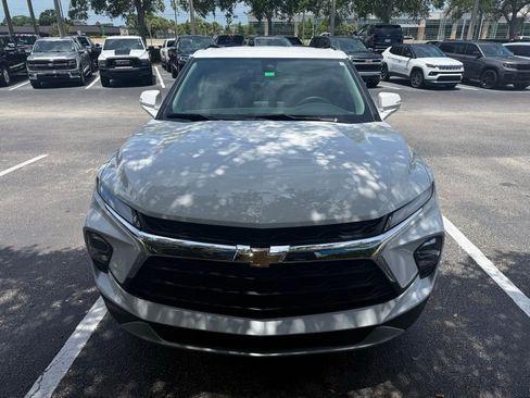 Certified 2024 Chevrolet Blazer LT FWD image 2