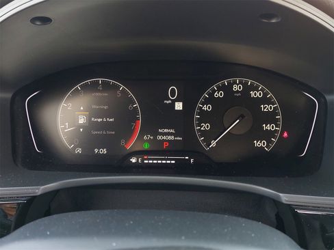 Used 2024 Honda Civic Sport image 9