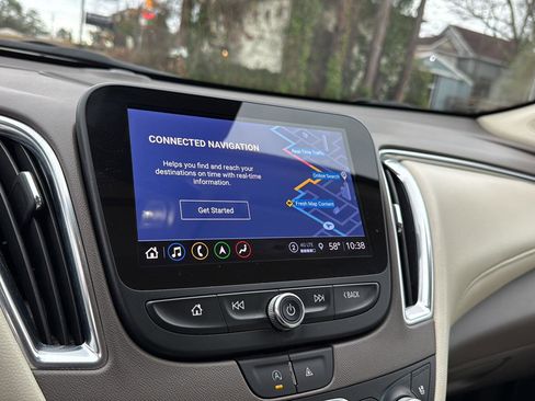 Used 2024 Chevrolet Malibu LT image 22