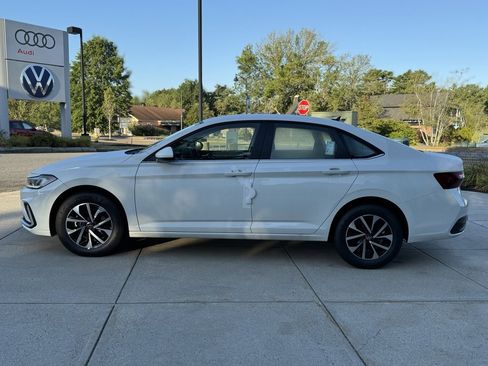 New 2025 Volkswagen Jetta S image 13