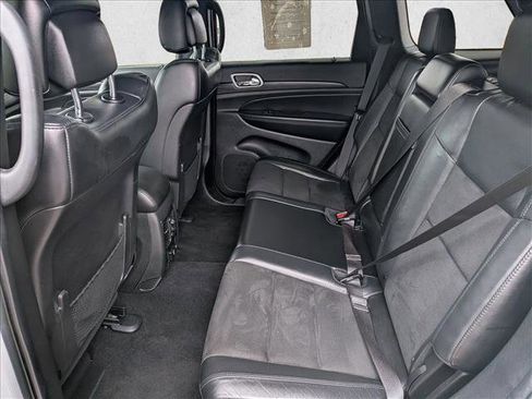 Used 2021 Jeep Grand Cherokee Laredo X image 18