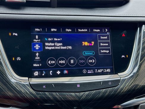 Used 2020 Cadillac XT6 Premium Luxury image 11