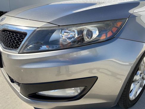 Used 2012 Kia Optima EX image 16