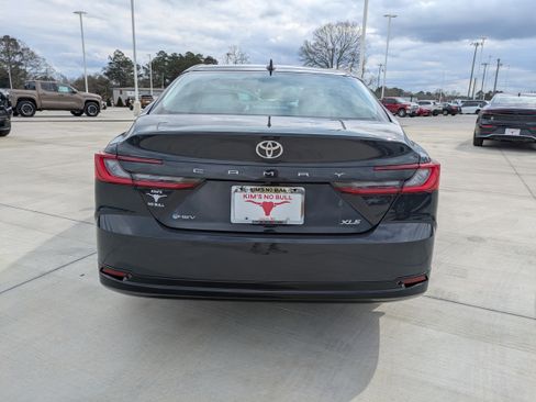 New 2026 Toyota Camry XLE image 6