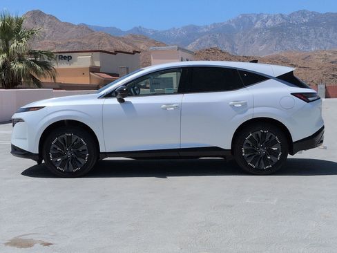 New 2026 Nissan Murano Platinum w/ Cargo Package AWD/4WD image 3