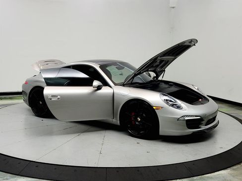 Used 2013 Porsche 911 GT3 RS image 10