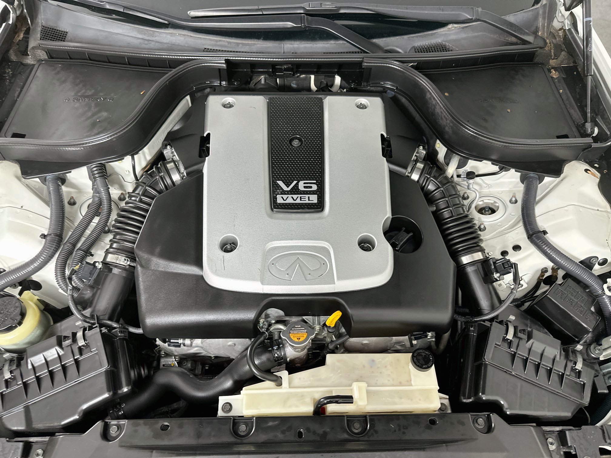 Used 2011 INFINITI G37 Journey w/ Sport Pkg - RWD image 33