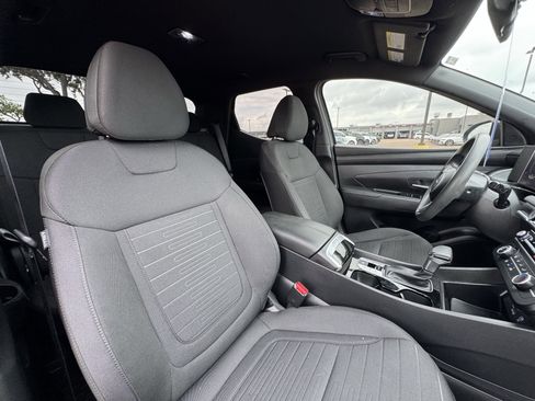Used 2025 Hyundai Santa Cruz SE FWD image 36