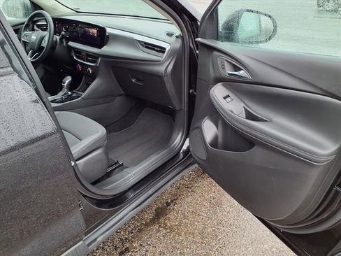 Used 2025 Buick Encore GX Preferred image 81