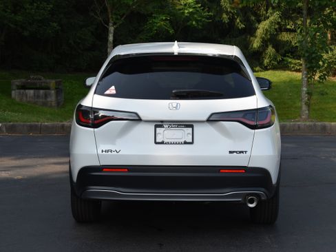 New 2026 Honda HR-V Sport image 7