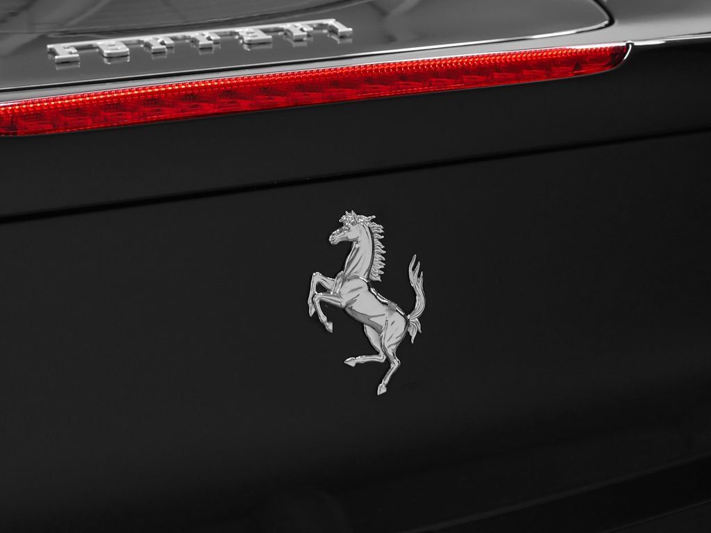 Used 2010 Ferrari 458 Italia Coupe RWD image 28