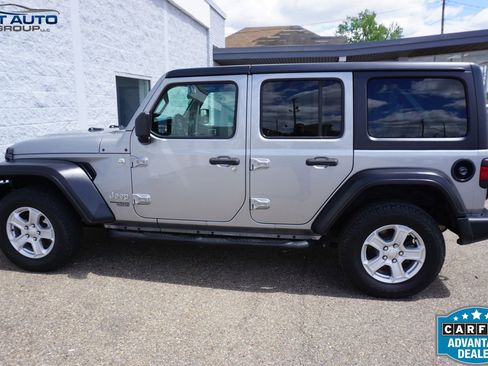 Used 2021 Jeep Wrangler Unlimited Sport AWD/4WD image 13