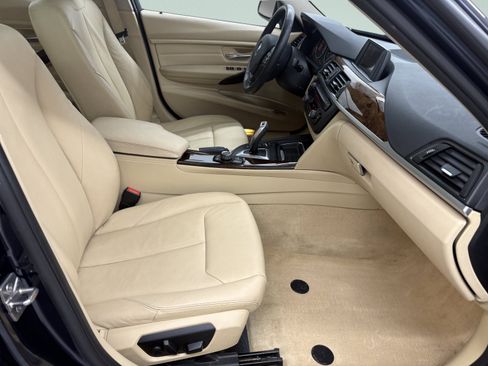 Used 2014 BMW 328i xDrive Wagon AWD/4WD image 18