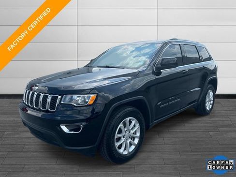 Certified 2021 Jeep Grand Cherokee Laredo w/ Security & Convenience Group AWD/4WD image 8