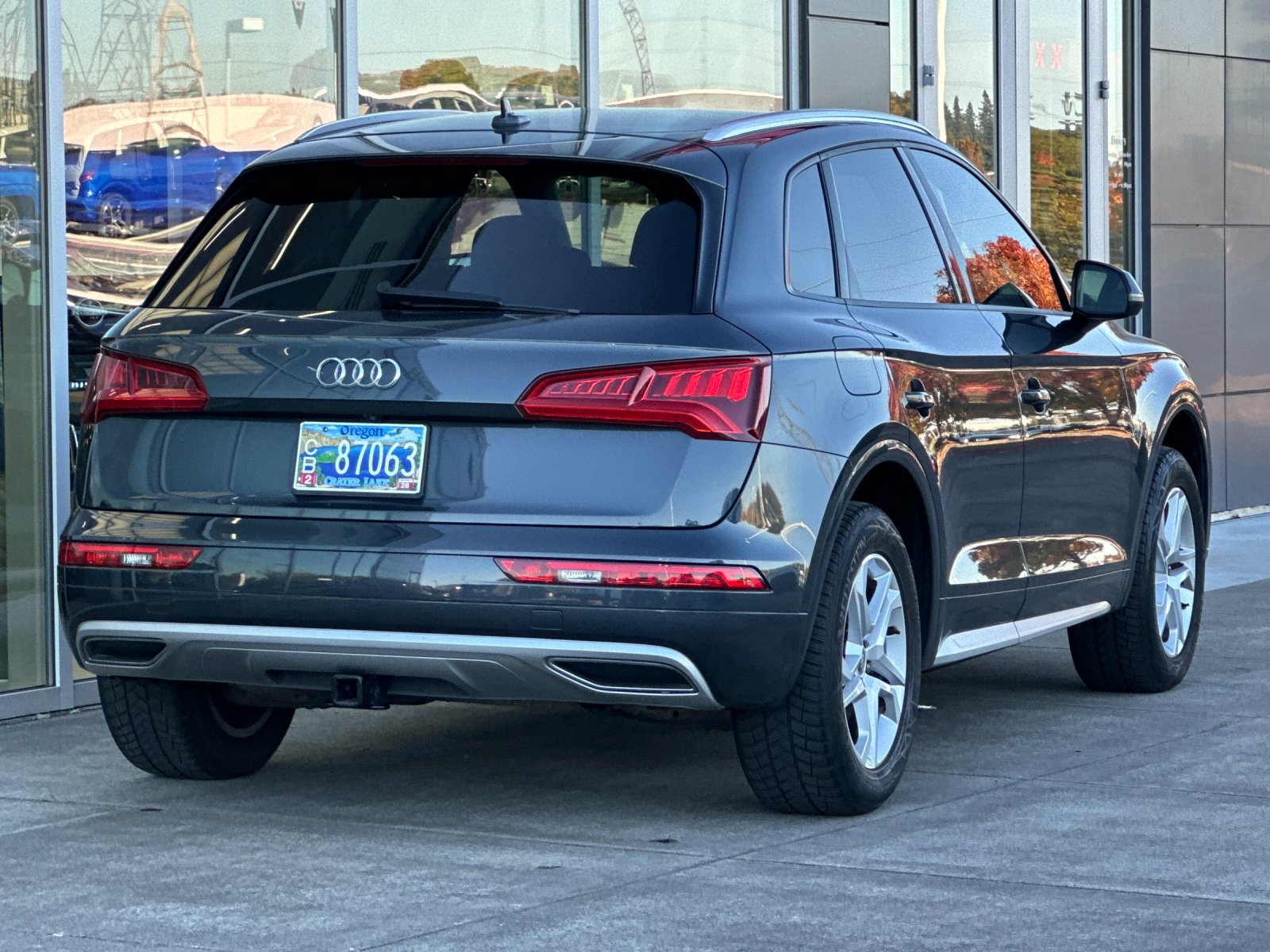 Used 2018 Audi Q5 2.0T Premium AWD/4WD image 4