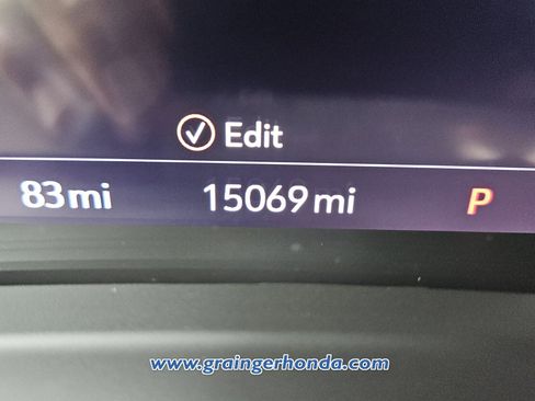 Used 2023 Buick Envision Avenir FWD image 22