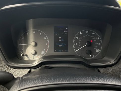 Used 2025 Toyota Corolla LE FWD image 31
