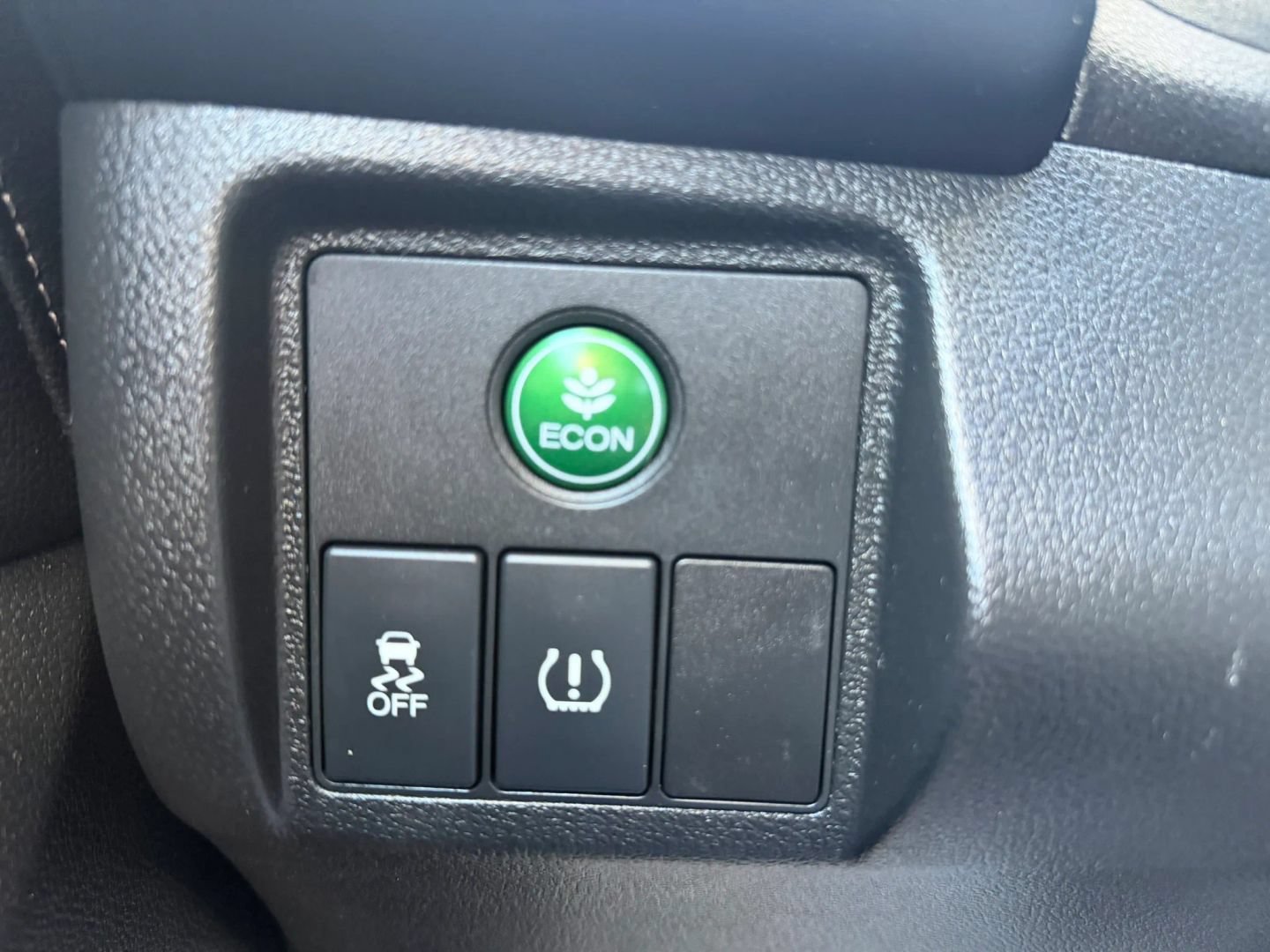 Used 2016 Honda HR-V EX-L image 28