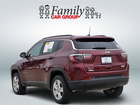 Used 2022 Jeep Compass Latitude w/ Convenience Group image 3