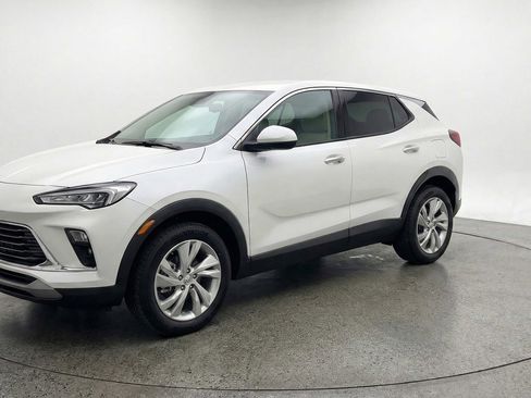 Used 2025 Buick Encore GX Preferred AWD/4WD image 3