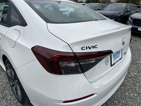 New 2026 Honda Civic Sport Touring image 9