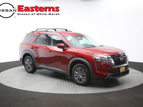 Used 2023 Nissan Pathfinder SV AWD/4WD image 46