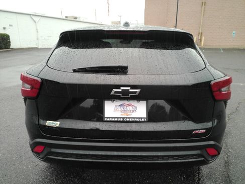 Certified 2024 Chevrolet Trax RS w/ Driver Confidence Package FWD image 7