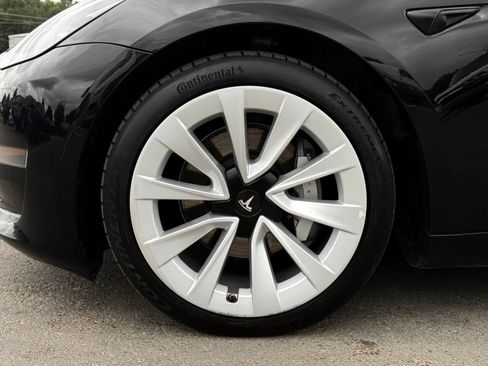 Used 2022 Tesla Model 3 Long Range AWD/4WD image 14