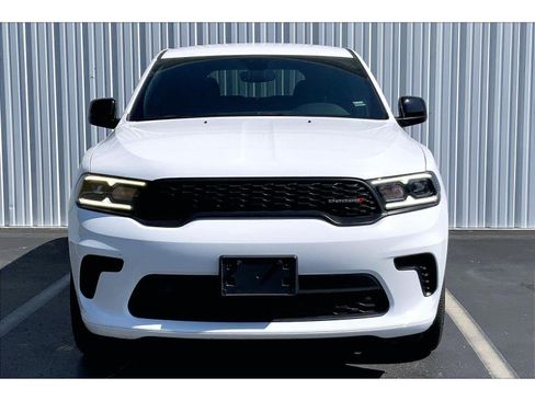 Used 2025 Dodge Durango GT AWD/4WD image 3