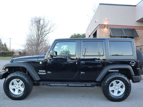 Used 2017 Jeep Wrangler Unlimited Sport w/ Quick Order Package 24S image 10