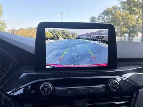 Used 2024 Ford Escape ST-Line image 27