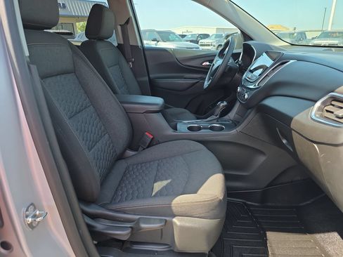 Used 2019 Chevrolet Equinox LT AWD/4WD image 15
