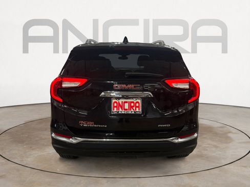 Used 2024 GMC Terrain SLT AWD/4WD image 8