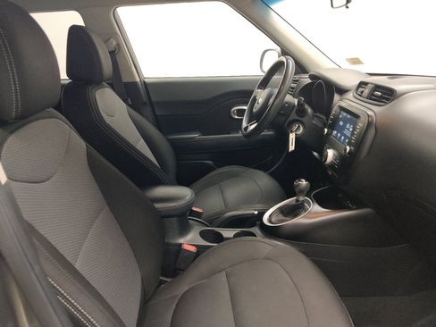 Used 2019 Kia Soul + FWD image 21