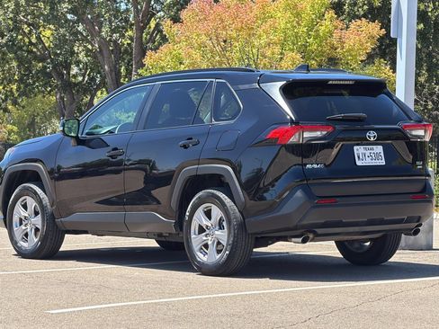 Certified 2025 Toyota RAV4 XLE AWD/4WD image 6