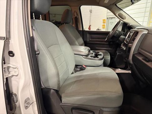 Certified 2017 RAM 1500 Express w/ Express Value Package image 10