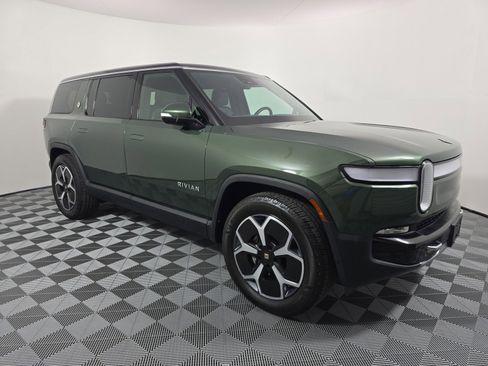 Used 2024 Rivian R1S Adventure AWD/4WD image 7