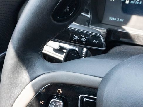 Used 2025 Lincoln Corsair Reserve FWD image 33