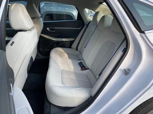 Certified 2025 Hyundai Sonata SE FWD image 29