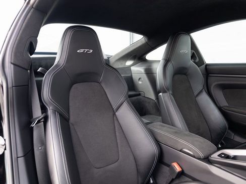 Certified 2022 Porsche 911 GT3 RWD image 22