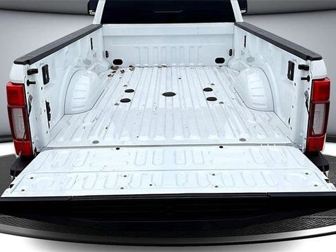 Used 2022 Ford F450 Platinum w/ FX4 Off-Road Package image 8