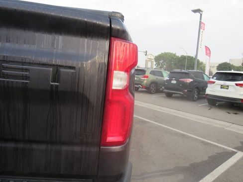 Used 2022 Chevrolet Silverado 1500 LT Trail Boss w/ Protection Package image 13