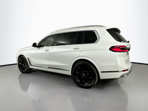 New 2026 BMW X7 xDrive40i image 7