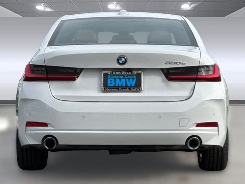 Certified 2023 BMW 330e 330e w/ Premium Package image 9