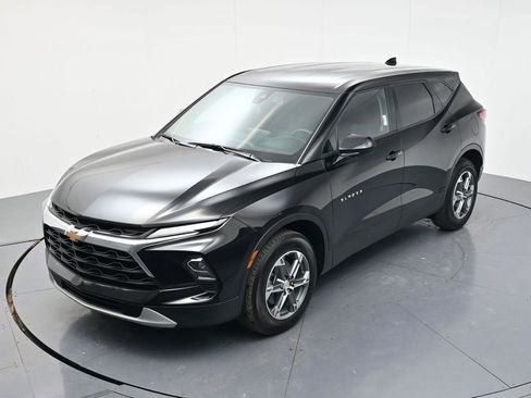 Used 2025 Chevrolet Blazer LT FWD image 36
