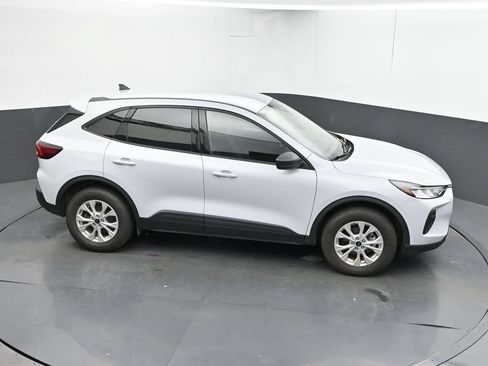 Used 2025 Ford Escape Active AWD/4WD image 23