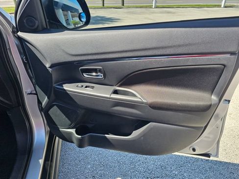 Used 2024 Mitsubishi Outlander Sport AWD image 25