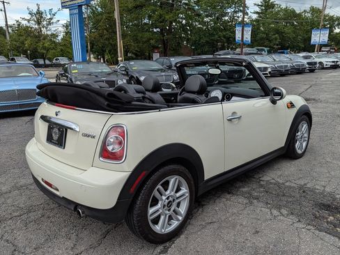 Used 2011 MINI Cooper Convertible FWD image 35