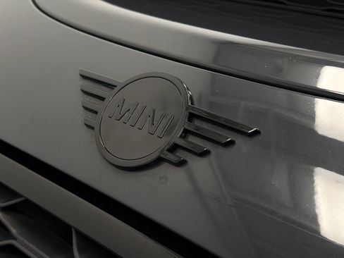 Used 2017 MINI Cooper S image 13